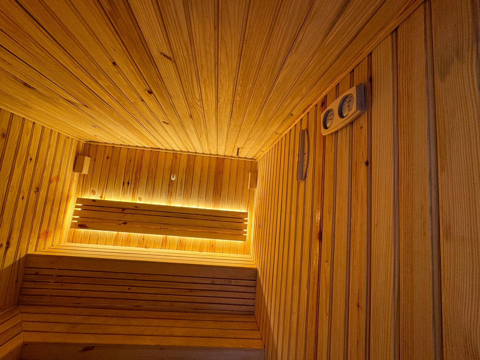 Luxury Spa & Wellness